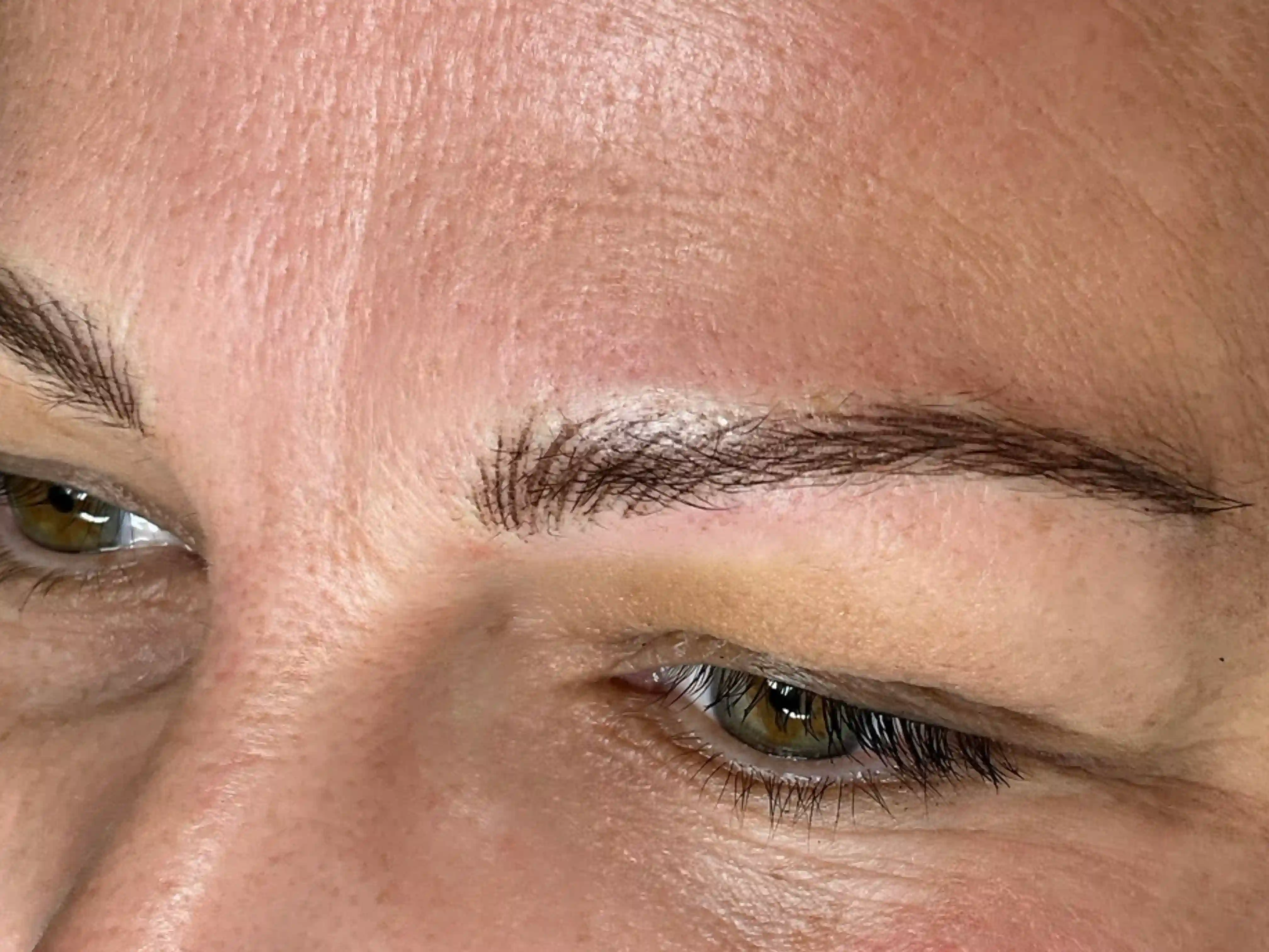 Nachher – Powder Brows